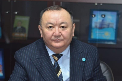 Қасекең барда қарпып қалуы керек!